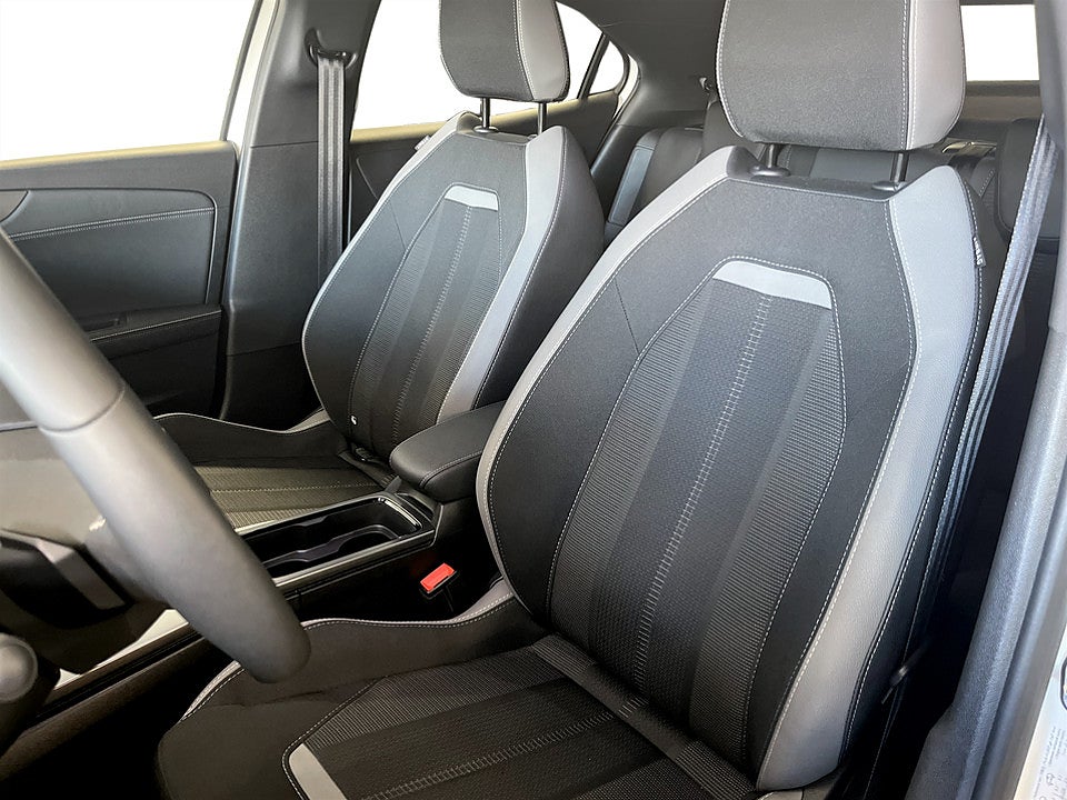 Bild på Opel Mokka GS Hybrid 1.2 Turbo 145hk Aut B-KAMERA CARPLAY