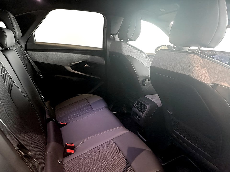 Bild på Peugeot 3008 GT Hybrid 145hk Aut B-KAMERA CARPLAY