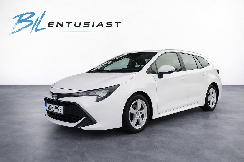 Toyota Corolla Touring Sports Hybrid e-CVT Active Euro 6, NAVI, KAMERA
