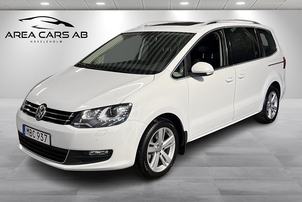 Volkswagen Sharan 7-seater 2.0 TDI DSG /Pano/Värmare/Drag/Kamera/7sits