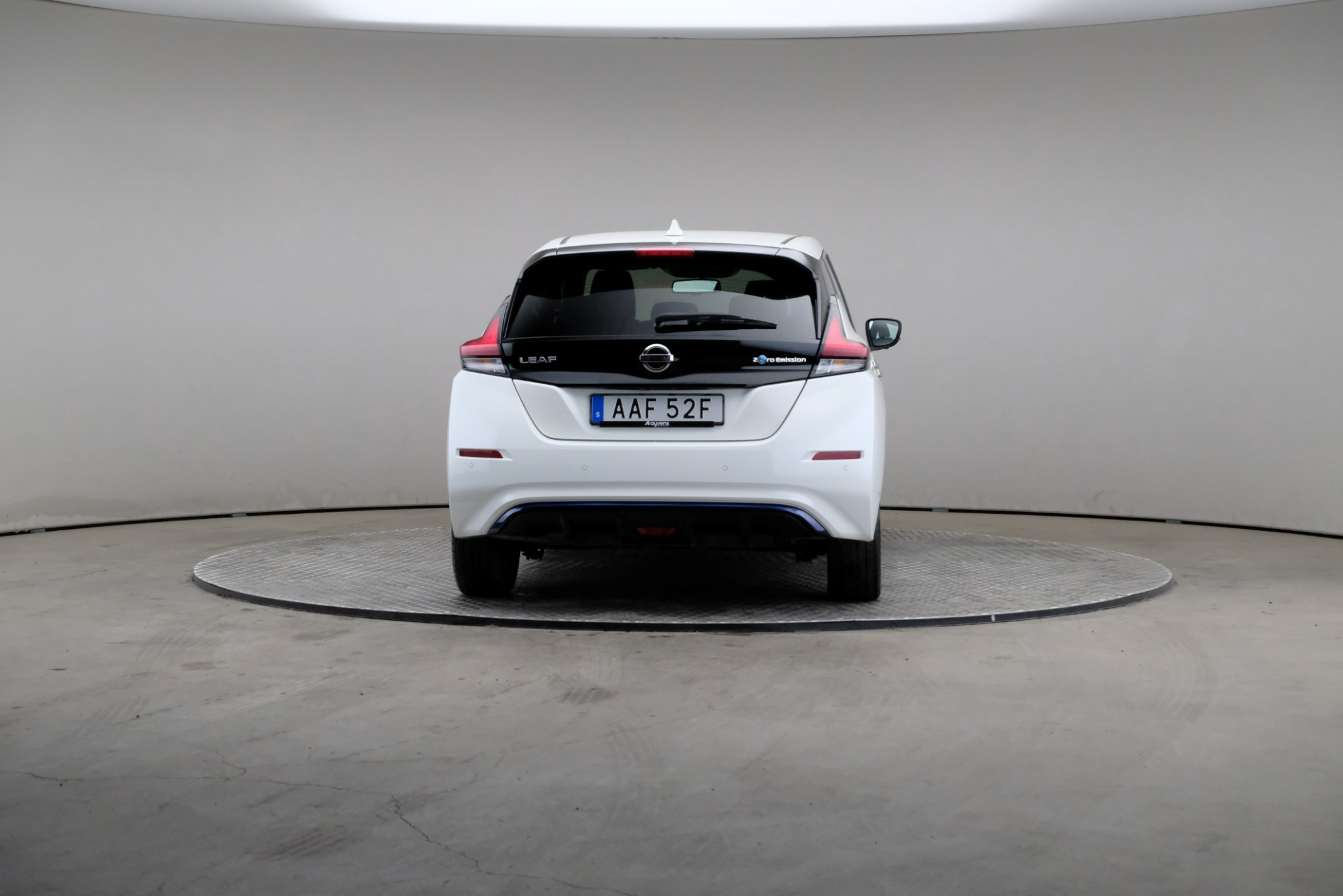 Nissan Leaf e+ 217hk N-Connecta 360 2021, bild 2/10