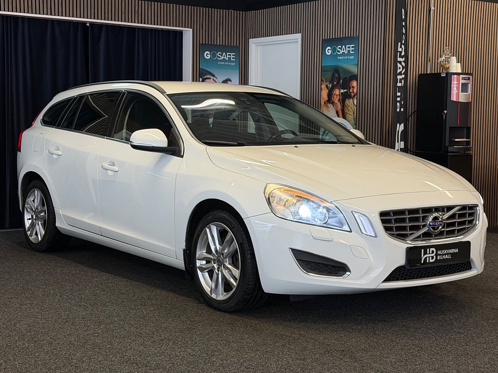 Volvo V60 T3 Momentum Business Edition Drag Euro 5