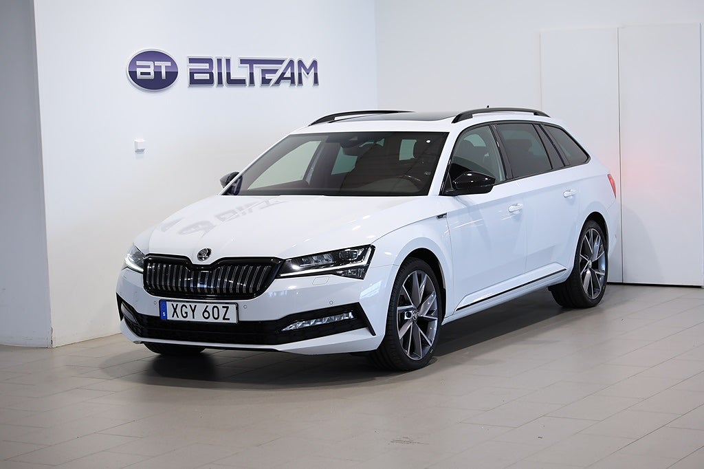 Skoda Superb Combi Sportline 1,4 TSI iV 218 Hk 6 vxl DSG Panoramaglas