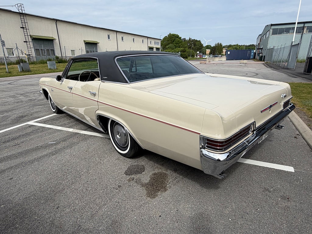 Chevrolet Caprice Custom Sedan 5.4 V8 Powerglide