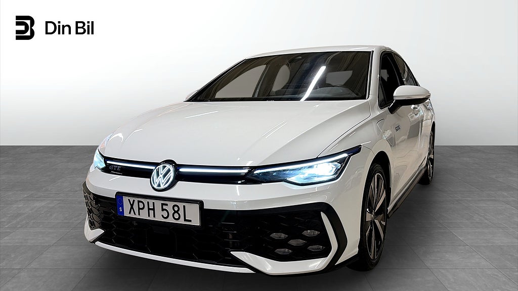 Volkswagen Golf I GTE Laddhybrid 272hk B-Kamera Navi Värmare 131km