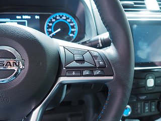 Halvkombi Nissan Leaf 18 av 22