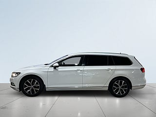Volkswagen Passat Sportscombi 2.0 TDI AWD GT Drag Dvärm Kamera SoV – bild 4