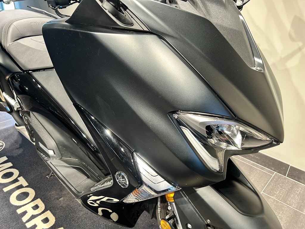 Yamaha T-Max 500 DX 3,45%/20 mil/Nyservad