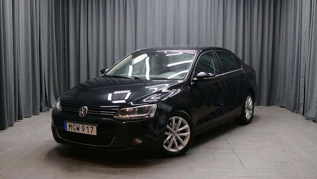 Volkswagen Jetta 1.6 TDI GT Mediaskärm Sensorer  