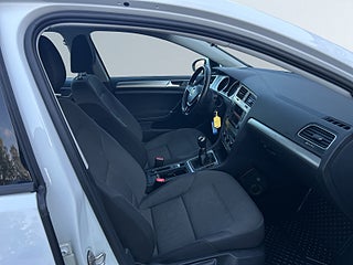 Volkswagen Golf 5-dörrar TSI Base LågSkatt/MoK/SoV-Däck/Adaptiv Fart – bild 10