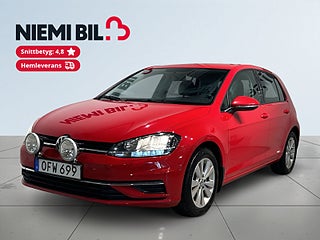 Volkswagen Golf 5-dörrar 1.0 TSI Kamera Drag Extraljus Mvärm S/V-hjul – bild 1