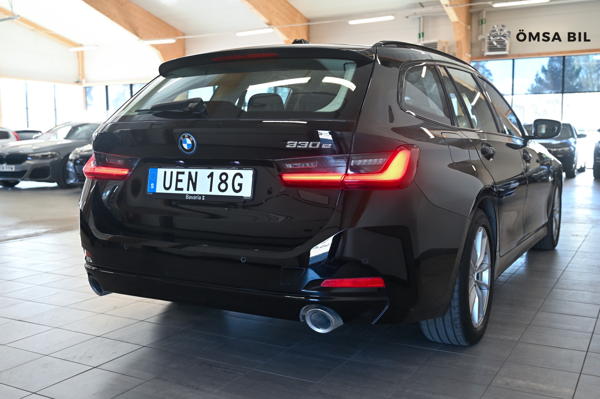 BMW 330 2023, kuva 4/10