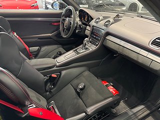 Sportkupé Porsche Cayman 10 av 11