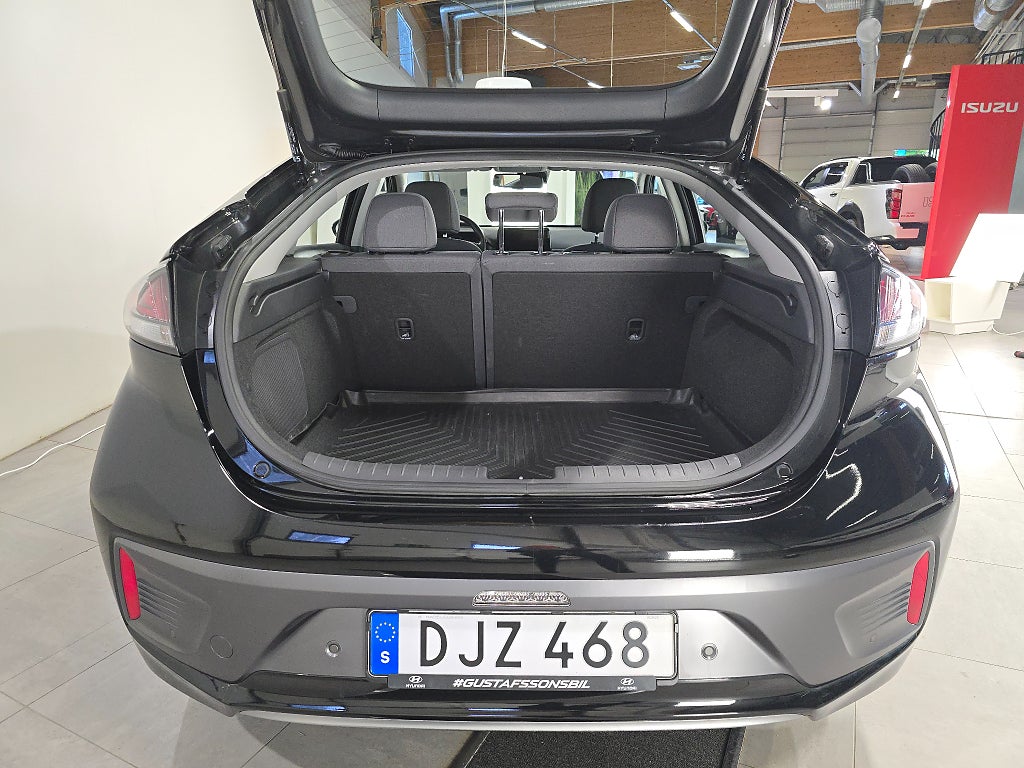 Hyundai IONIQ Premium Electric 38.3 kWh | Vinterhjul ingår