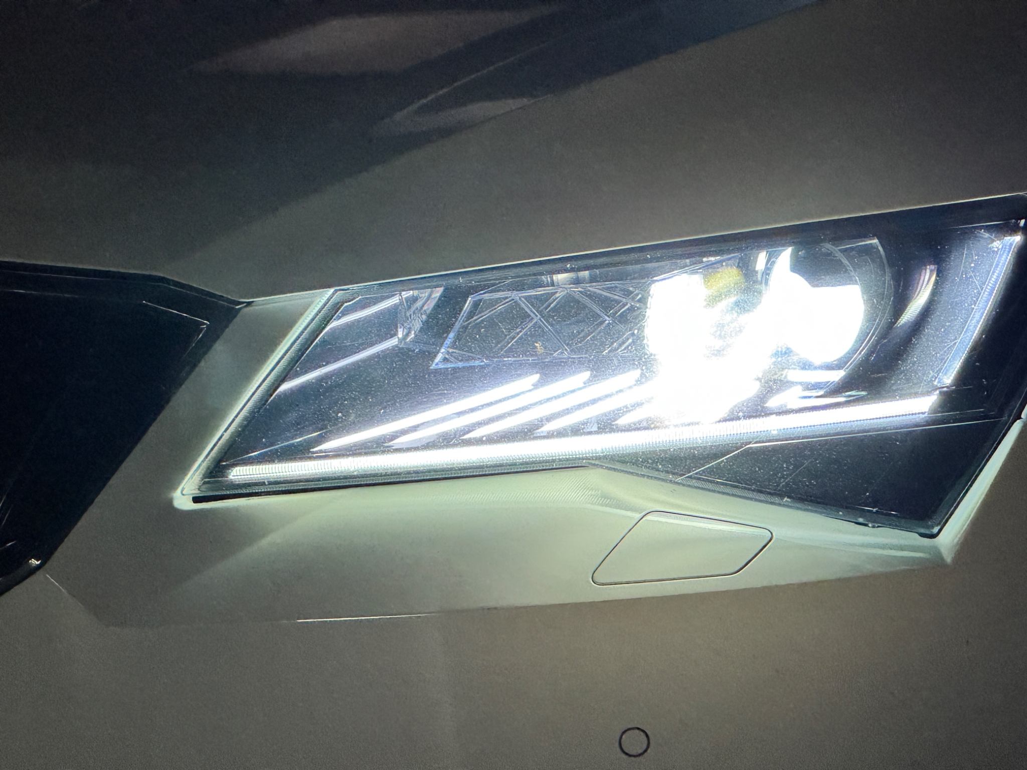 Skoda Superb 2018, bild 7/56