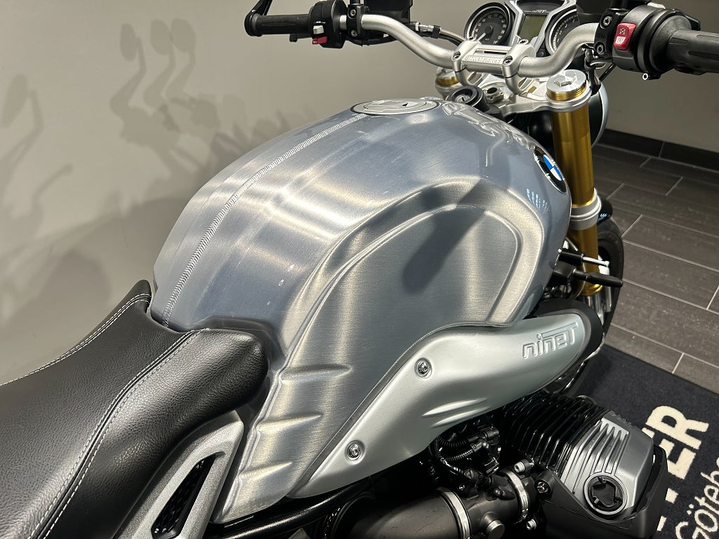 BMW R Nine T /Barend-speglar/Alu-tank/1194 mil