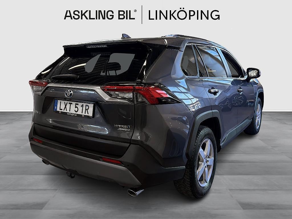 Toyota RAV4 2020 - miniatyr 2