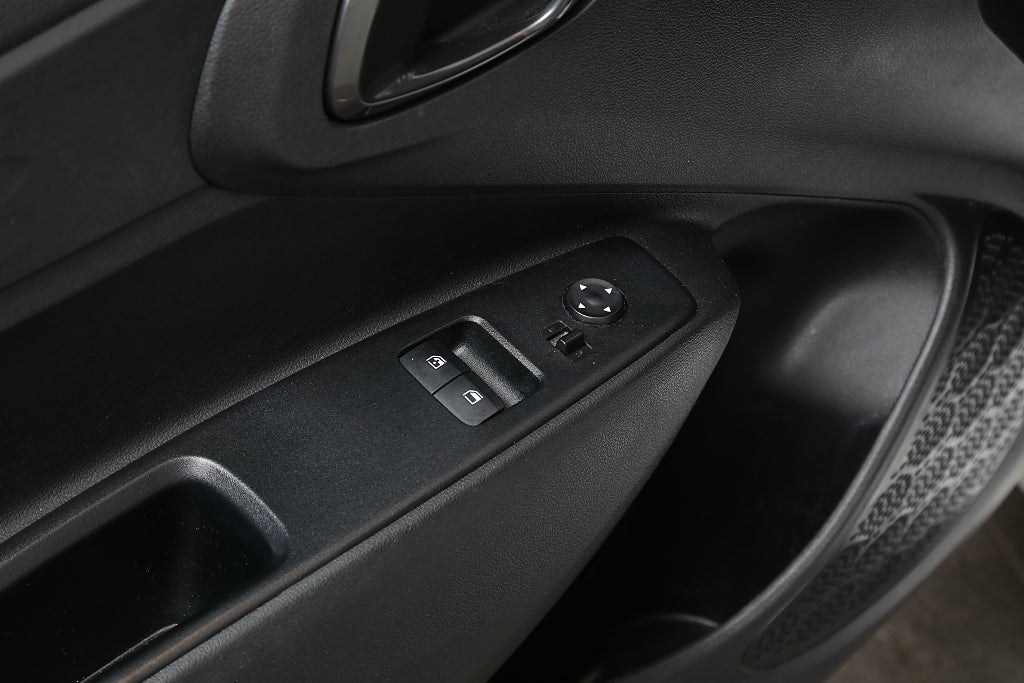 Hyundai i10 1,0 blue 67hk Essential Automat CarPlay 2021