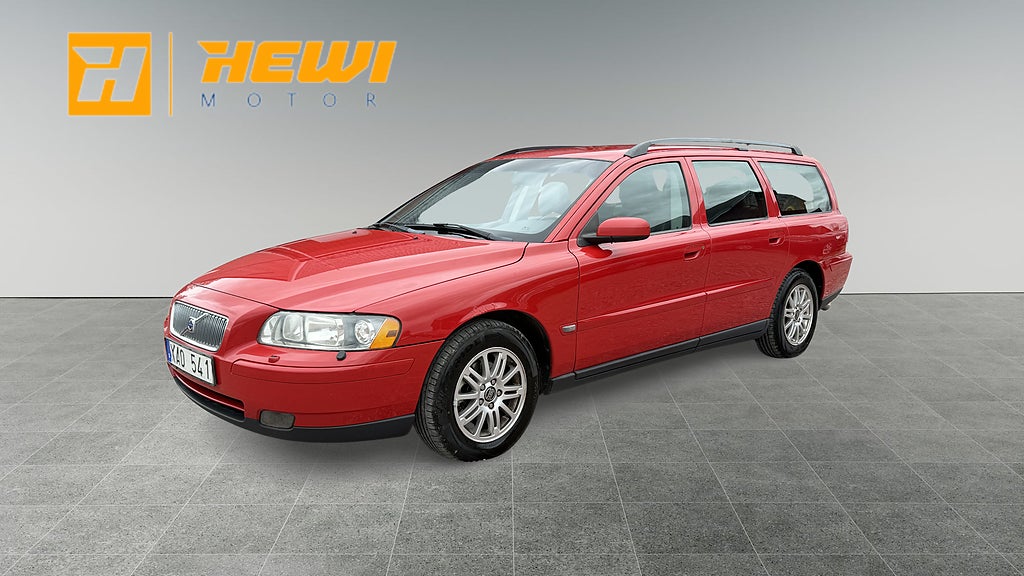 Volvo V70 2.4 Manuell|Dragkrok|Motorvärmare|S&V-hjul|Bluetooth