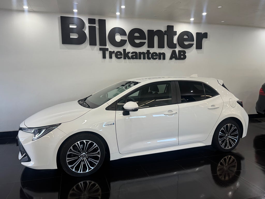 Toyota Corolla Hybrid e-CVT Style Euro 6 9.200Mil Facelift