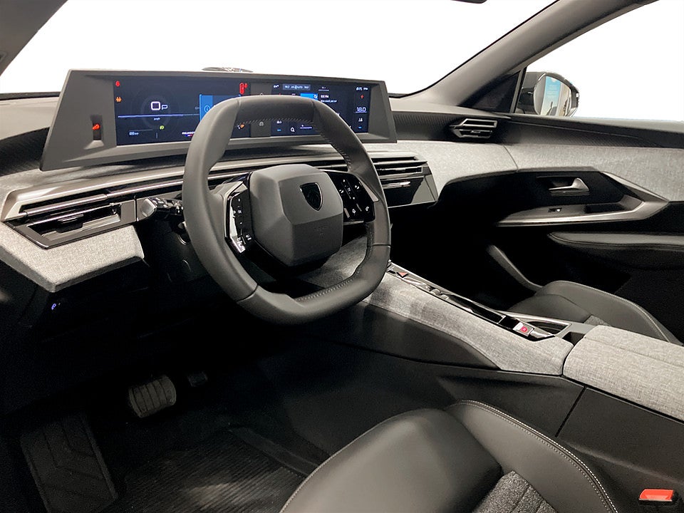 Bild på Peugeot 5008 GT Hybrid Aut - HYRBIL
