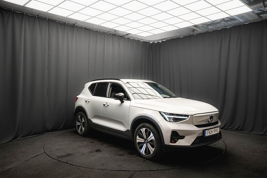 Volvo XC40 Recharge KAMERA VÄRMEPUMP 1-ÄGARE MOMS 231hk