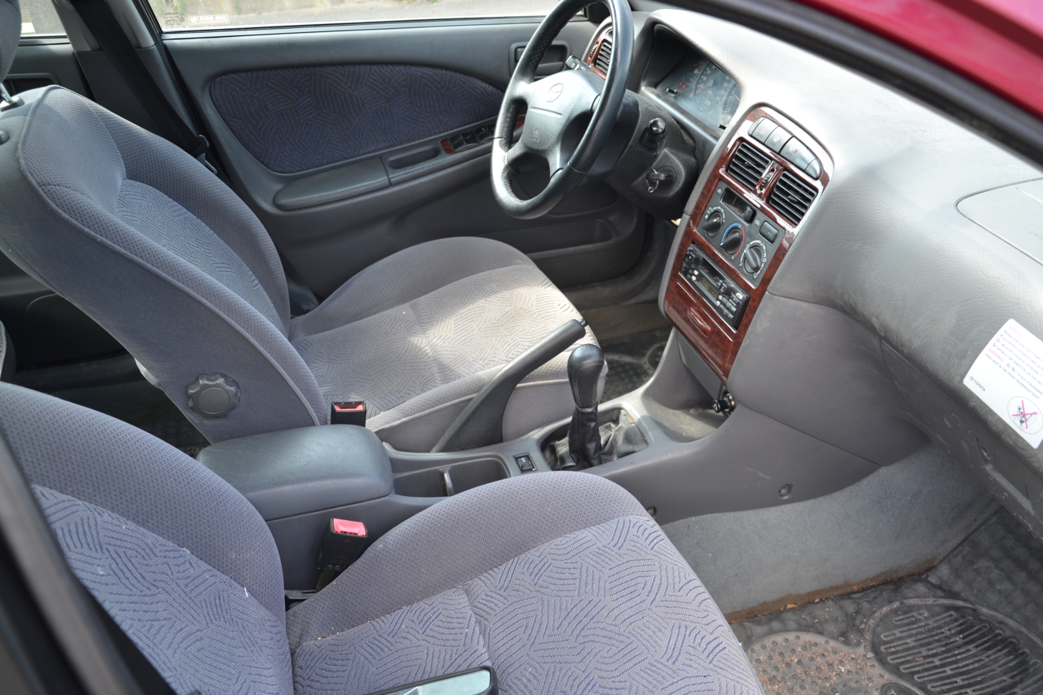 Toyota Avensis Sedan 2.0 128hk 1999, bild 5/37
