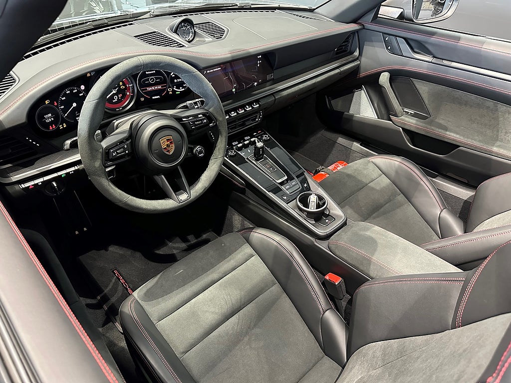 Porsche 911 992 Targa 4 GTS PDK Burmester Sport Design Lift - bild 3