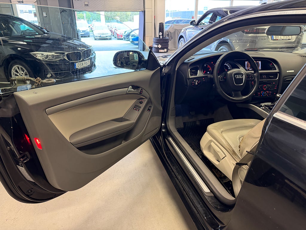 Audi A5 2011 - miniatyr 8