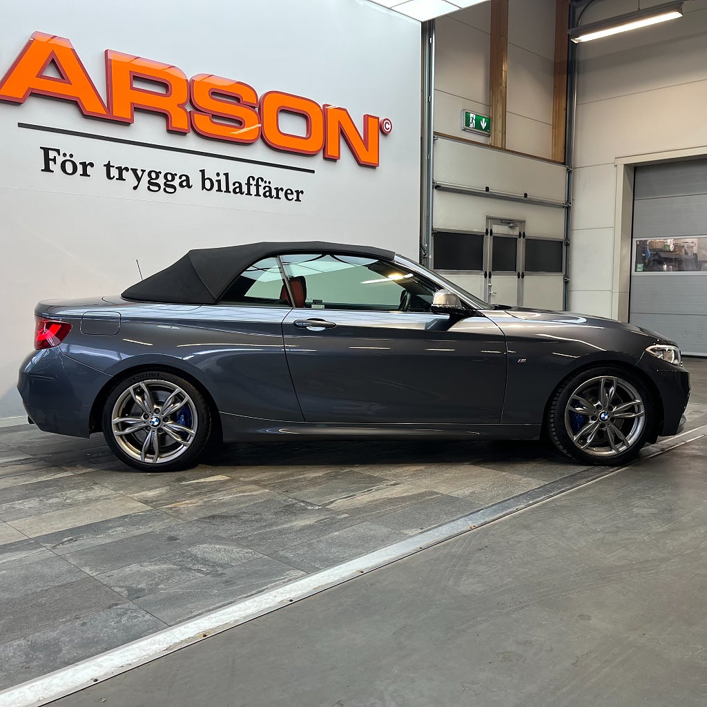 BMW M240I 4,99% xDrive Convertible M sport H&K Navi Backkamera