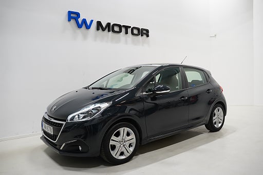Peugeot 208 1.2 PureTech 110hk EAT Panorama Farthållare Carplay