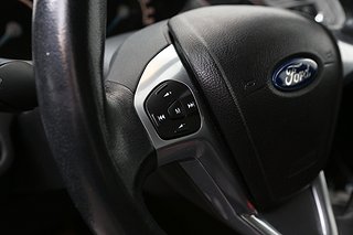 Halvkombi Ford Fiesta 13 av 22