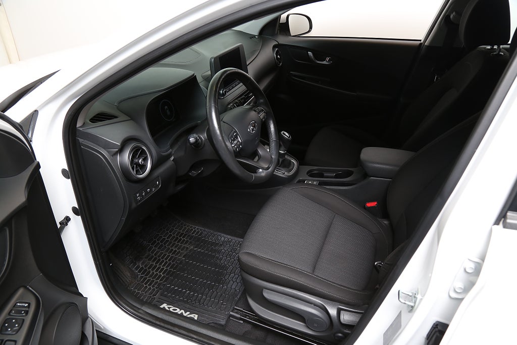 Hyundai Kona 1,0 T-GDI 120hk Essential Kamera Keyless Motorvärmare 2022