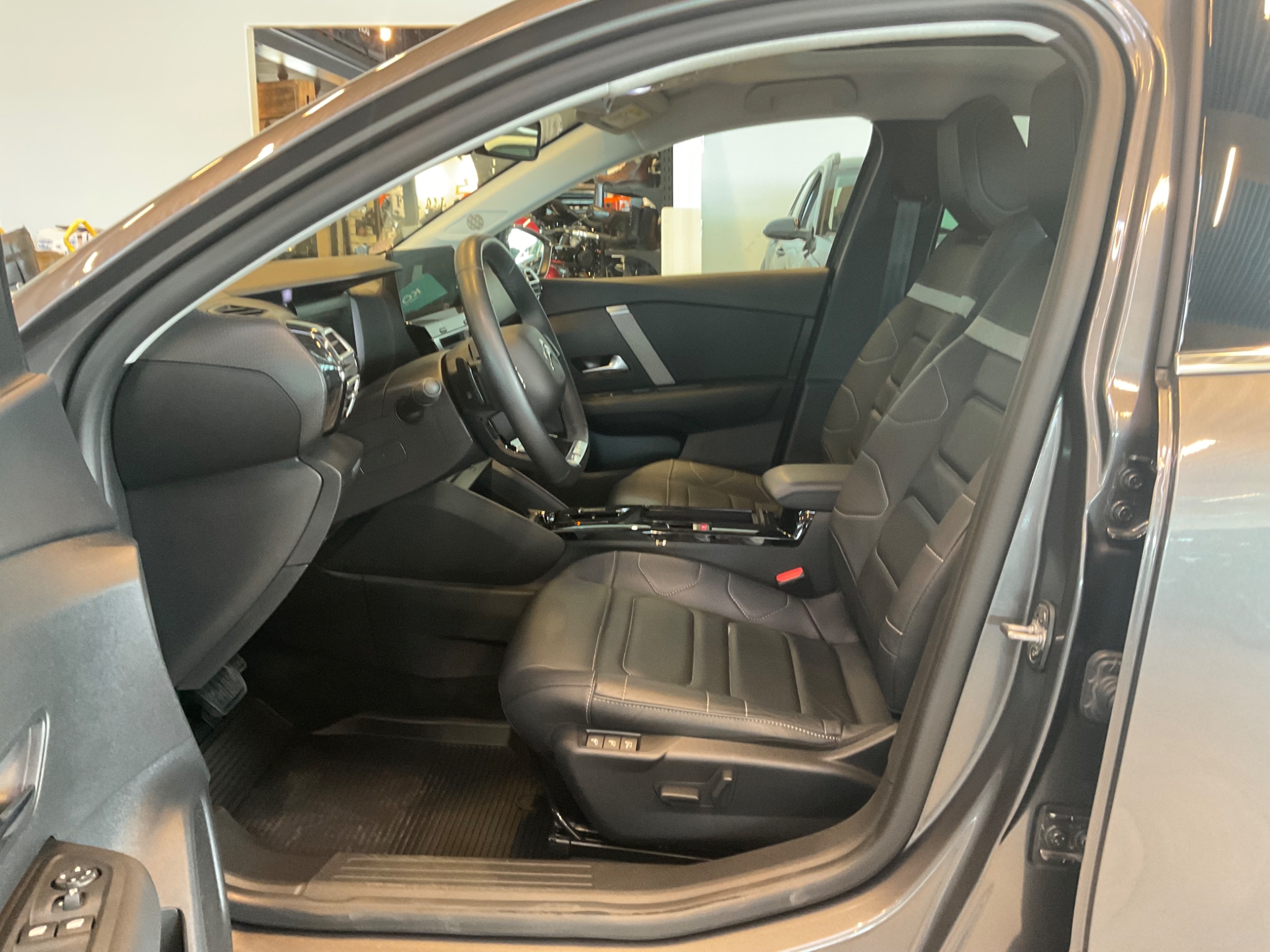Citroen C4 2023, bild 6/48
