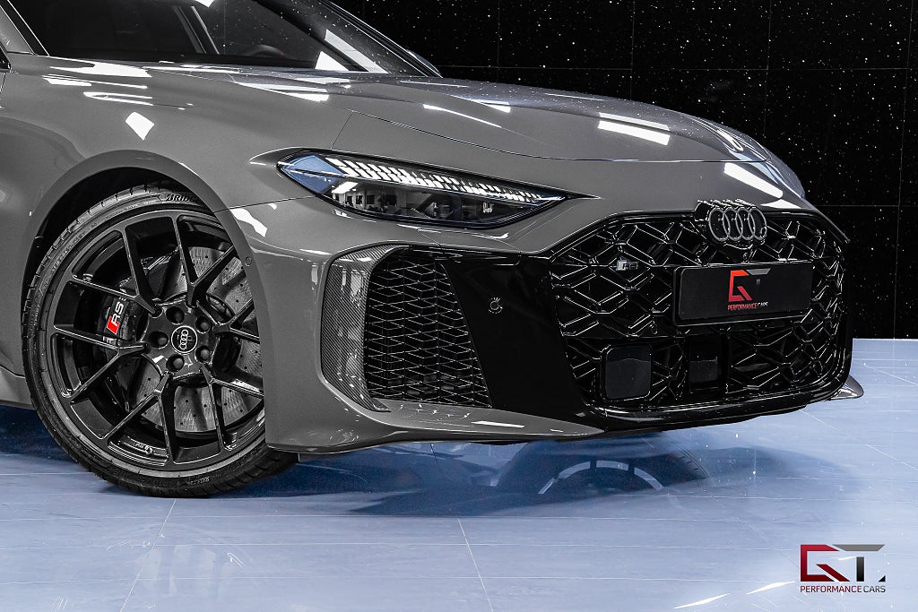 Audi RS5 Sedan MOMS SportPackage Full Carbon TechPro HuD Pano