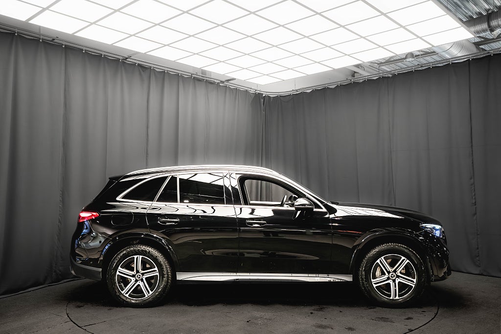 Mercedes-Benz GLC 300 d e 4M AMG DRAG DISTRONIC DIGITALA-LED MOMS 333hk