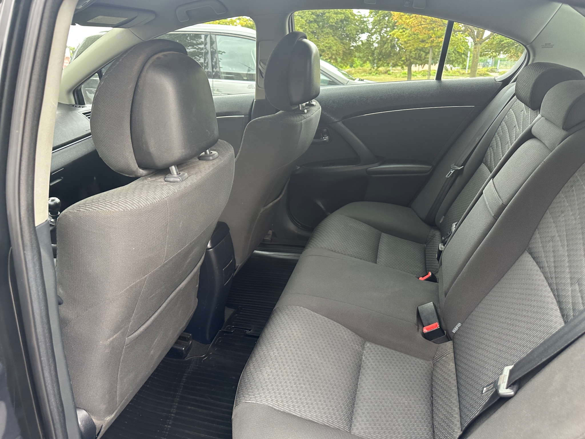 Toyota Avensis 2011, bild 6/10