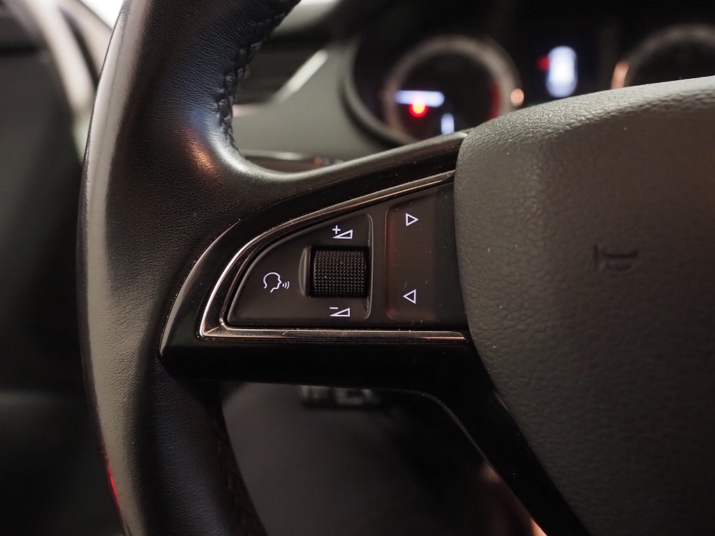 Skoda Octavia Kombi 1.0 115hk DSG Style | Drag | Värmare | 2019