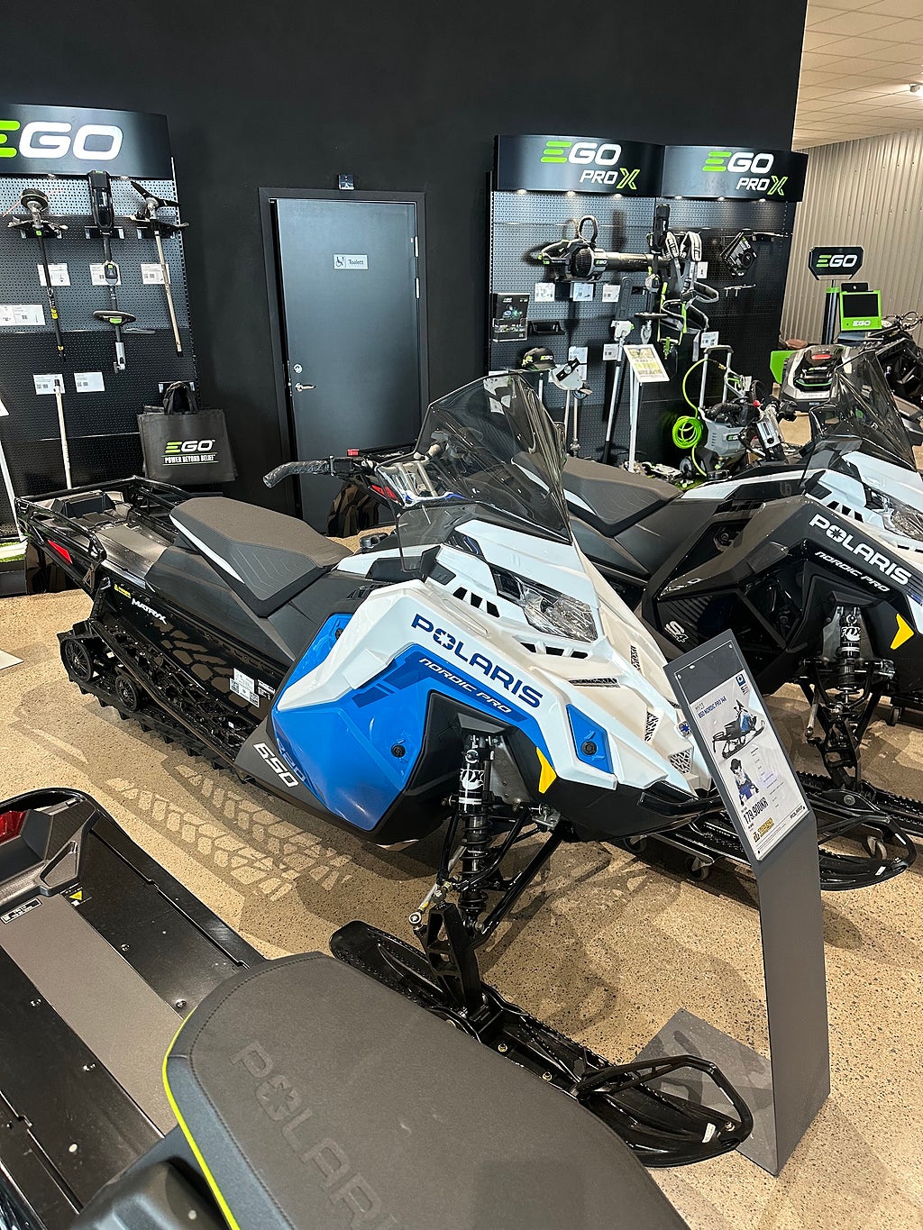 Polaris Nordic Pro 650 146" 