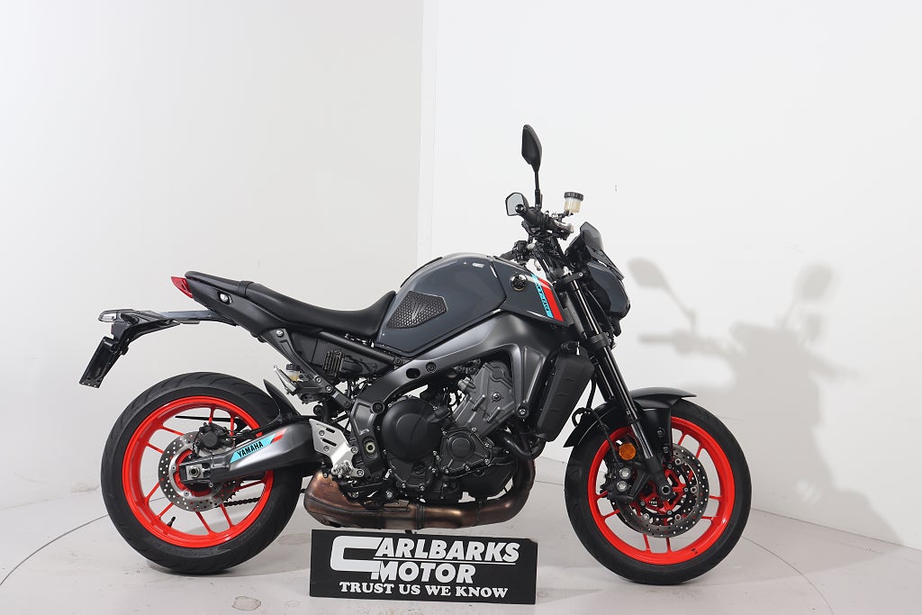 Yamaha MT-09 