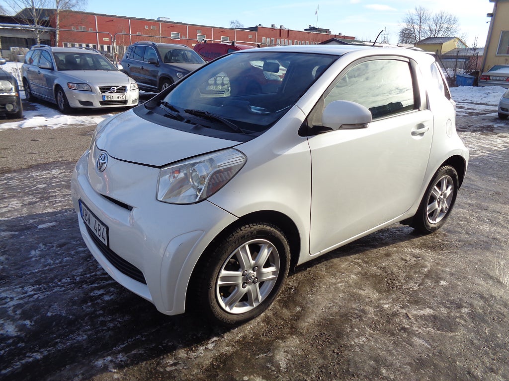 Toyota iQ 1.0 VVT-i Euro 4