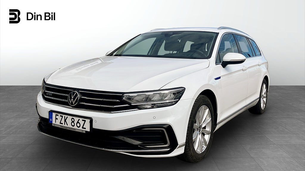 Volkswagen Passat Sportscombi GTE DSG Drag/P-värmare/Backkamera