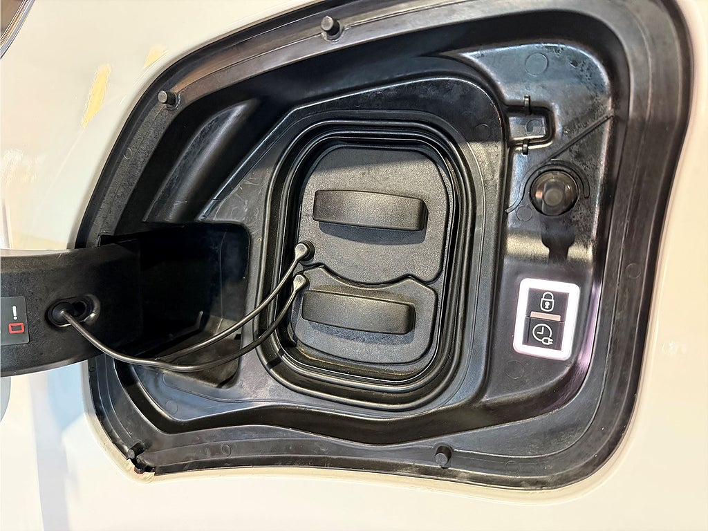 Bild på Peugeot e-Traveller Business 75kWh 136hk Aut L3 - 9-SITS