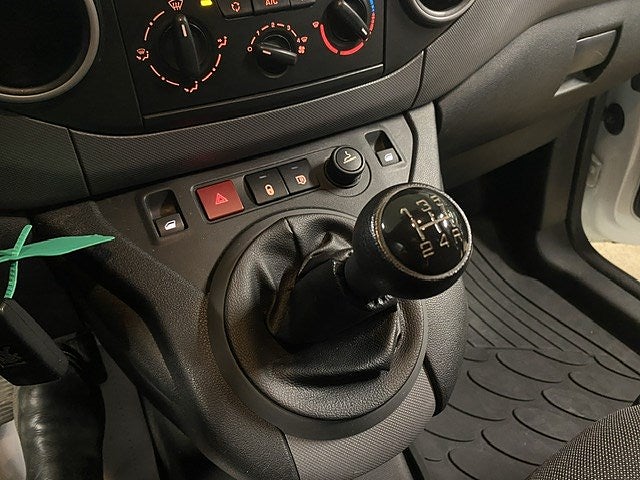 Bild på Peugeot Partner 1.6 BHDi 99hk L1 - FARTHÅLLARE