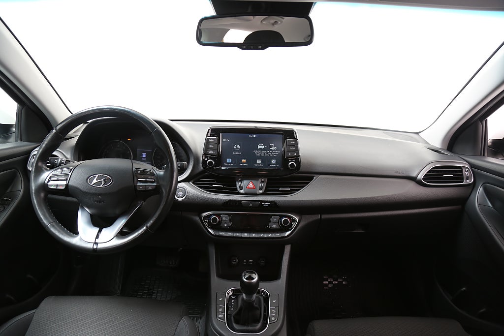 Hyundai i30 1,4 T-GDi 140hk Trend Kombi Aut CarPlay Kamera