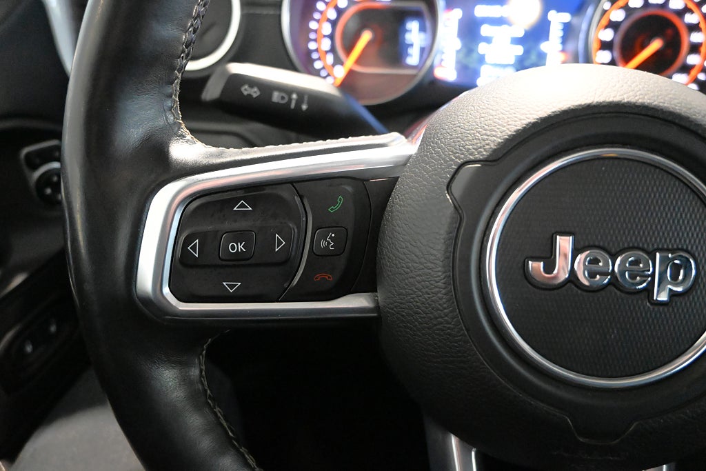 Jeep Wrangler Unlimited 2018 - miniatyr 21