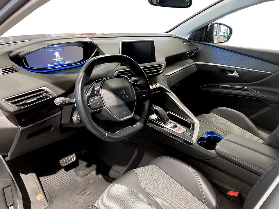 Bild på Peugeot 5008 Allure 1.2 PT 130hk Aut - 7-SITS, B-KAMERA