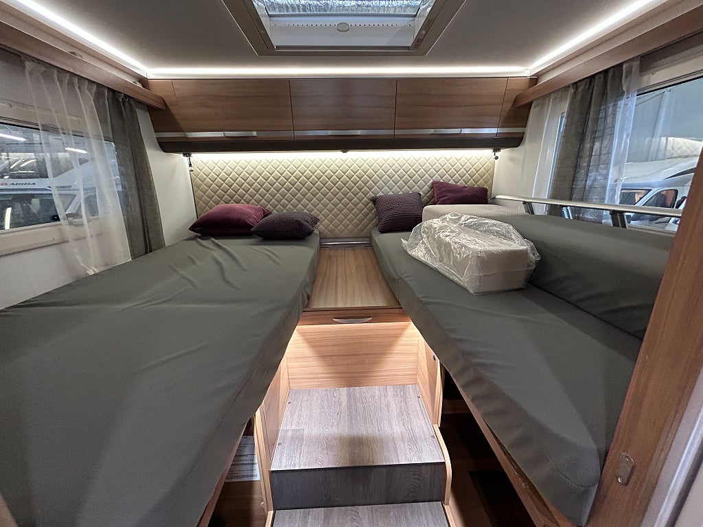 Adria Matrix Nordkapp 670 SL / Alde / Taksäng / Litium / B-kort / Solc - Adria