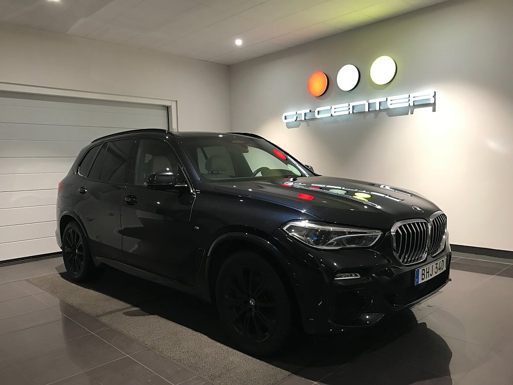BMW X5 xDrive30d M Sport Head-Up Värmare Softclose Panorama
