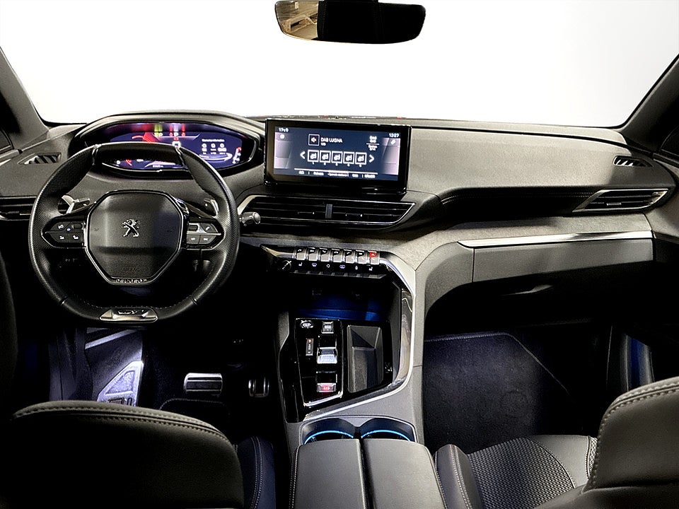 Bild på Peugeot 3008 GT 1.2 PT 130hk B-KAMERA CARPLAY